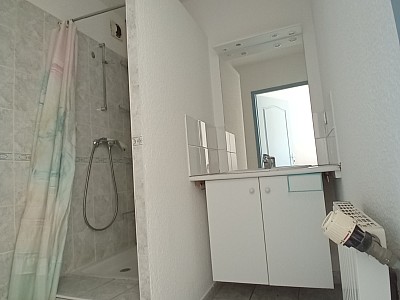 APPARTEMENT T2 A LOUER - BOEN SUR LIGNON - 47.85 m2 - 608 € charges comprises par mois