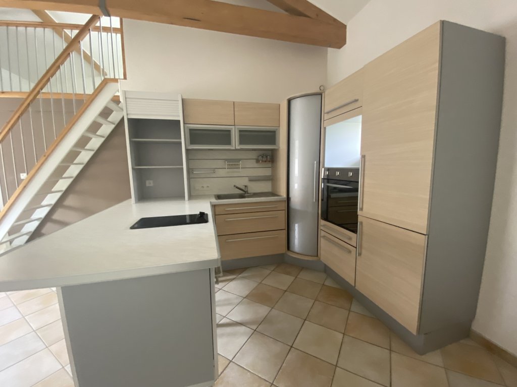 APPARTEMENT T2 A LOUER - BOISSET LES MONTROND - 41.5 m2 - 570 &euro; charges comprises par mois