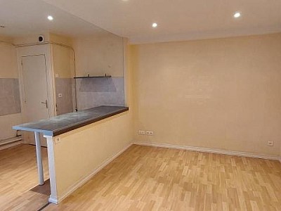 APPARTEMENT T2 A LOUER - CHAZELLES SUR LYON - 41.54 m2 - 349 &euro; charges comprises par mois
