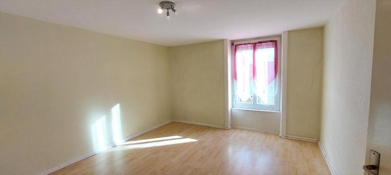 APPARTEMENT T2 A LOUER - CHAZELLES SUR LYON - 41.54 m2 - 349 &euro; charges comprises par mois