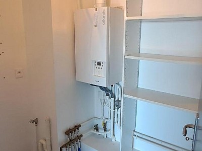 APPARTEMENT T2 A LOUER - CHAZELLES SUR LYON - 51.8 m2 - 660 &euro; charges comprises par mois