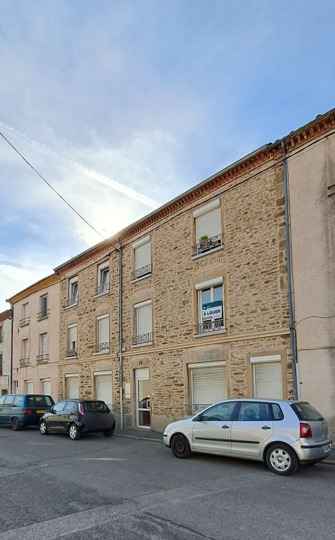 APPARTEMENT T2 A LOUER - CHAZELLES SUR LYON - 41.54 m2 - 360 &euro; charges comprises par mois