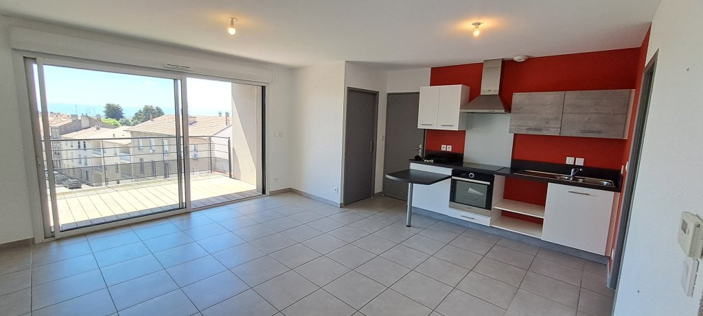 APPARTEMENT T2 A LOUER - CHAZELLES SUR LYON - 51.5 m2 - 660 &euro; charges comprises par mois