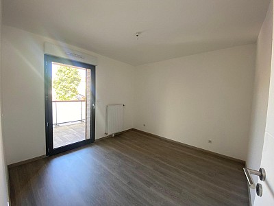 APPARTEMENT T2 A LOUER - FEURS - 46.73 m2 - 600 € charges comprises par mois