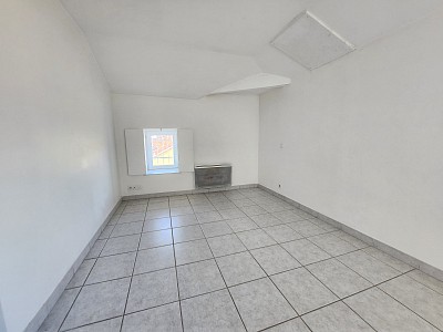 APPARTEMENT T2 A LOUER - GREZIEU LE MARCHE - 48.66 m2 - 395 &euro; charges comprises par mois