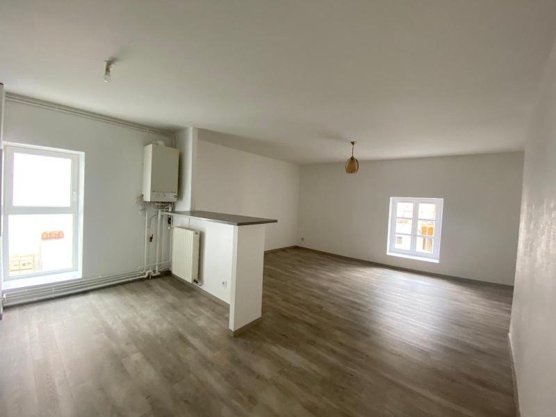 APPARTEMENT T2 A LOUER - MONTBRISON - 58.7 m2 - 490 &euro; charges comprises par mois