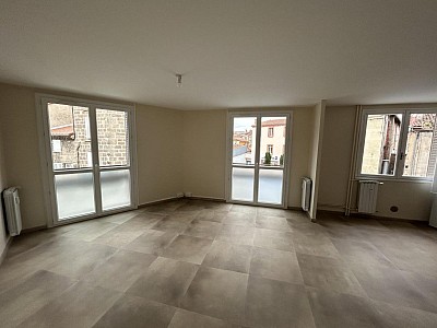 APPARTEMENT T2 A LOUER - MONTBRISON - 51 m2 - 590 € charges comprises par mois