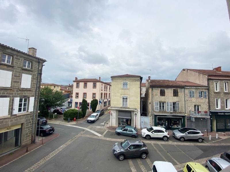 APPARTEMENT T2 A LOUER - MONTBRISON - 51 m2 - 590 &euro; charges comprises par mois