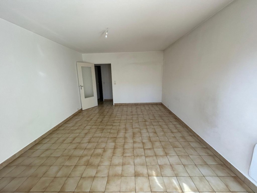 APPARTEMENT T2 A LOUER - MONTBRISON - 47.6 m2 - 520 &euro; charges comprises par mois