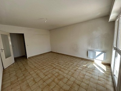 APPARTEMENT T2 A LOUER - MONTBRISON - 47.6 m2 - 520 € charges comprises par mois
