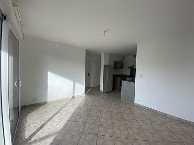 APPARTEMENT T2 A LOUER - MONTBRISON - 41.37 m2 - 615 € charges comprises par mois