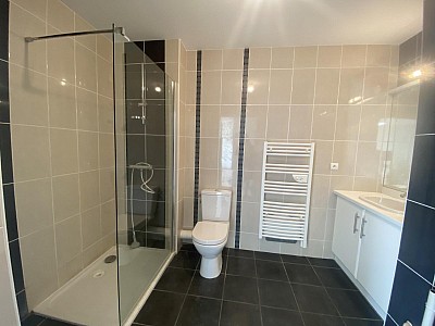APPARTEMENT T2 A LOUER - MONTBRISON - 41.37 m2 - 615 € charges comprises par mois