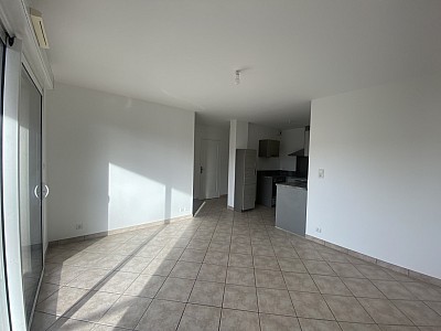 APPARTEMENT T2 A LOUER - MONTBRISON - 41.37 m2 - 615 &euro; charges comprises par mois