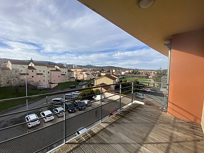 APPARTEMENT T2 A LOUER - MONTBRISON - 41.37 m2 - 615 &euro; charges comprises par mois