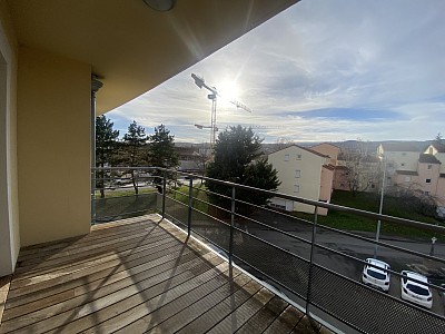 APPARTEMENT T2 A LOUER - MONTBRISON - 41.37 m2 - 615 &euro; charges comprises par mois