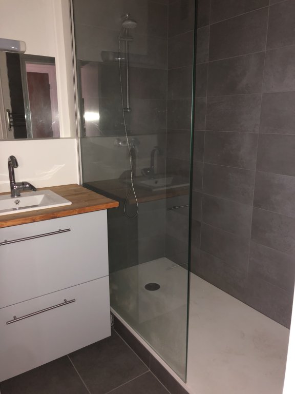 APPARTEMENT T2 A LOUER - MONTBRISON - 47.45 m2 - 535 &euro; charges comprises par mois
