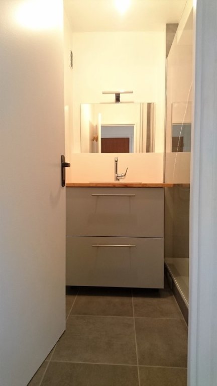APPARTEMENT T2 A LOUER - MONTBRISON - 47.45 m2 - 535 &euro; charges comprises par mois