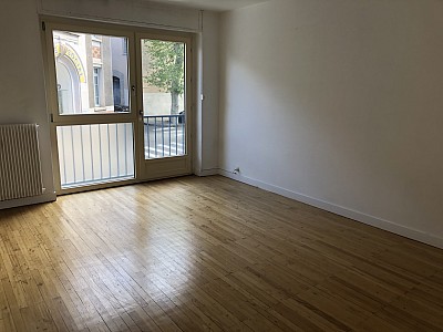 APPARTEMENT T2 A LOUER - MONTBRISON - 47.45 m2 - 535 € charges comprises par mois