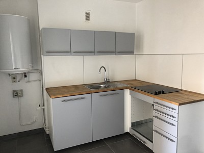 APPARTEMENT T2 A LOUER - MONTBRISON - 47.45 m2 - 535 € charges comprises par mois