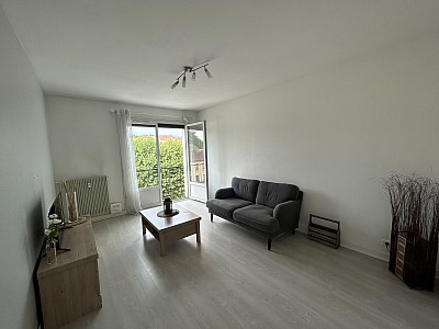 APPARTEMENT T2 A LOUER - MONTBRISON - 51.1 m2 - 615 &euro; charges comprises par mois