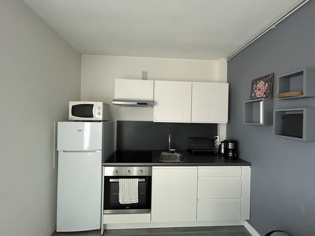 APPARTEMENT T2 A LOUER - MONTBRISON - 51.1 m2 - 615 &euro; charges comprises par mois