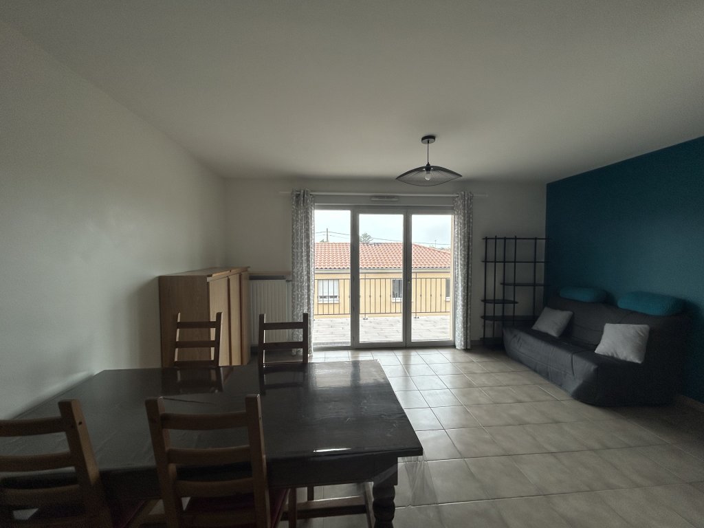 APPARTEMENT T2 A LOUER - MONTBRISON - 44.57 m2 - 595 &euro; charges comprises par mois