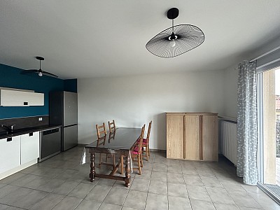 APPARTEMENT T2 A LOUER - MONTBRISON - 44.57 m2 - 595 € charges comprises par mois