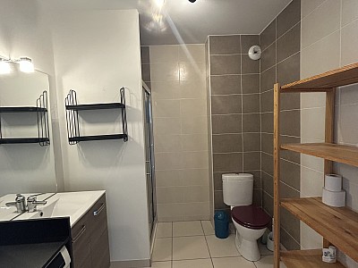 APPARTEMENT T2 A LOUER - MONTBRISON - 44.57 m2 - 595 € charges comprises par mois