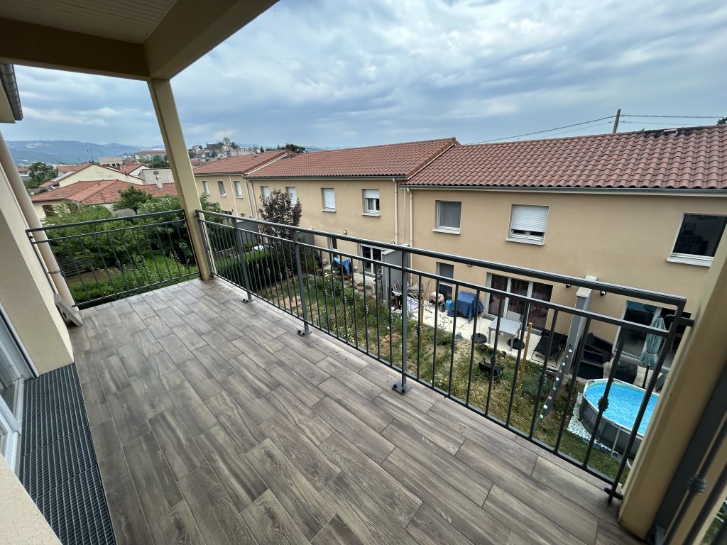 APPARTEMENT T2 A LOUER - MONTBRISON - 44.57 m2 - 595 &euro; charges comprises par mois