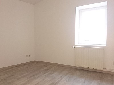 APPARTEMENT T2 A LOUER - MONTBRISON - 58.7 m2 - 489 &euro; charges comprises par mois