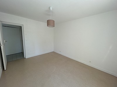 APPARTEMENT T2 A LOUER - MONTBRISON - 34.81 m2 - 397 € charges comprises par mois