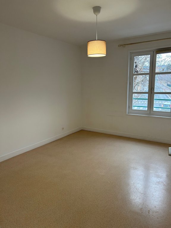 APPARTEMENT T2 A LOUER - MONTBRISON - 34.81 m2 - 397 &euro; charges comprises par mois