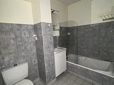 APPARTEMENT T2 A LOUER - MONTBRISON - 34.81 m2 - 397 € charges comprises par mois