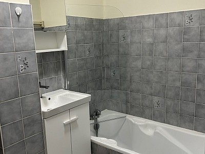 APPARTEMENT T2 A LOUER - MONTBRISON - 34.81 m2 - 397 € charges comprises par mois