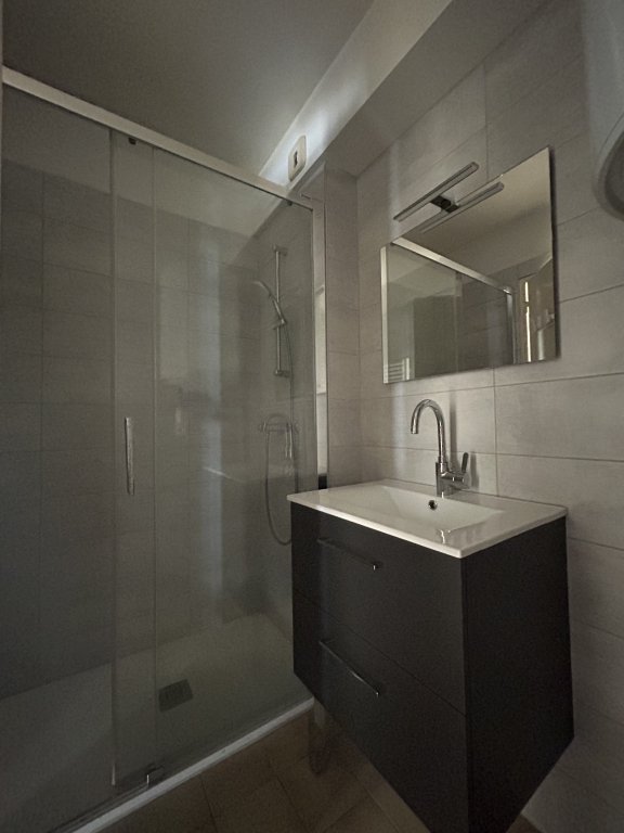 APPARTEMENT T2 A LOUER - MONTBRISON - 47.6 m2 - 520 &euro; charges comprises par mois