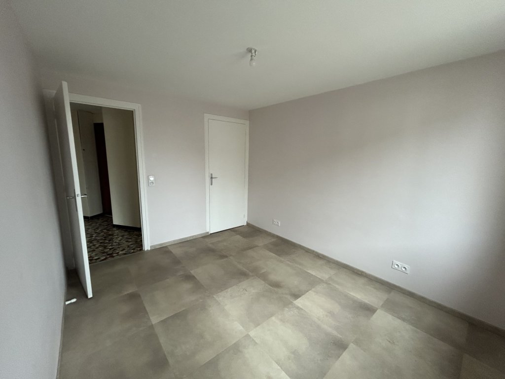 APPARTEMENT T2 A LOUER - MONTBRISON - 51 m2 - 590 &euro; charges comprises par mois