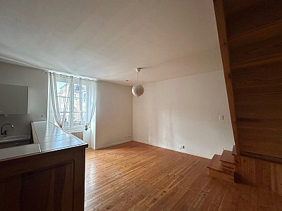 APPARTEMENT T2 A LOUER - MONTBRISON - 48.34 m2 - 440 € charges comprises par mois