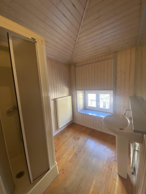 APPARTEMENT T2 A LOUER - MONTBRISON - 48.34 m2 - 440 &euro; charges comprises par mois