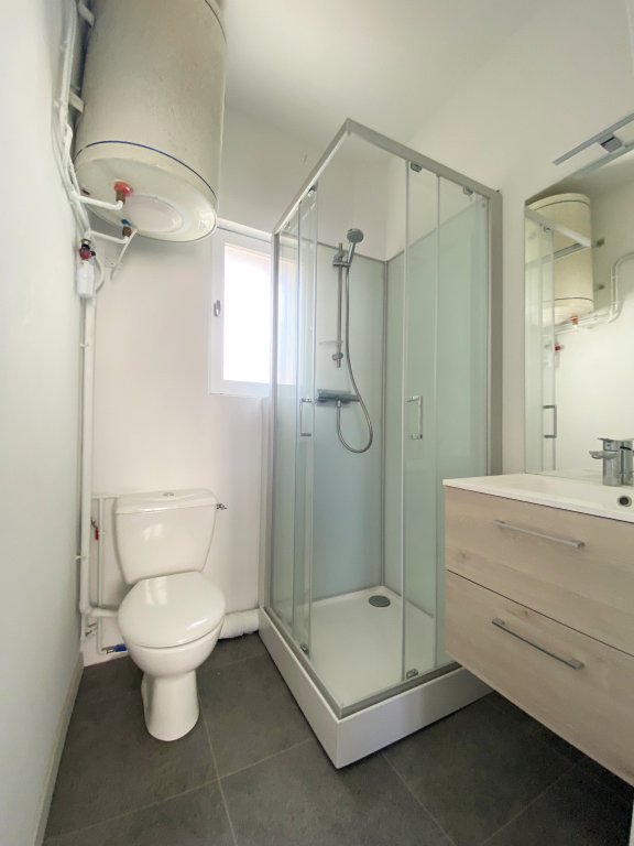 APPARTEMENT T2 A LOUER - MONTBRISON - 48.3 m2 - 425 &euro; charges comprises par mois