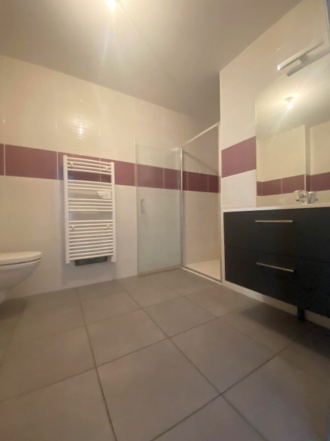 APPARTEMENT T2 A LOUER - MONTBRISON - 51.89 m2 - 650 &euro; charges comprises par mois