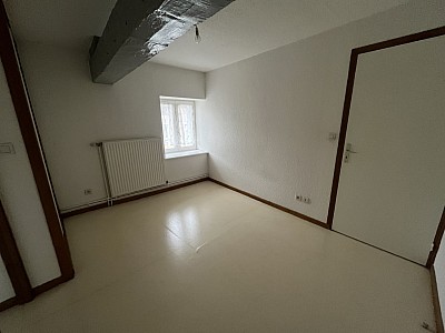APPARTEMENT T2 A LOUER - MONTBRISON - 46.6 m2 - 420 &euro; charges comprises par mois