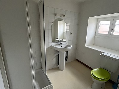 APPARTEMENT T2 A LOUER - MONTBRISON - 46.6 m2 - 420 &euro; charges comprises par mois