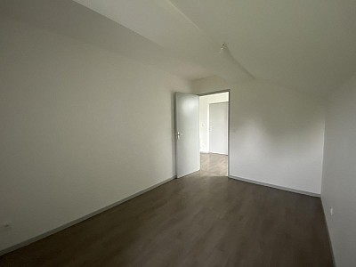 APPARTEMENT T2 A LOUER - MONTROND LES BAINS - 33.71 m2 - 415 &euro; charges comprises par mois