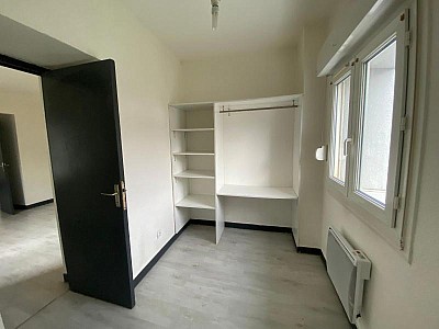 APPARTEMENT T2 A LOUER - MONTROND LES BAINS - 52.55 m2 - 520 € charges comprises par mois