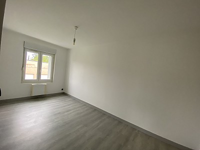 APPARTEMENT T2 A LOUER - MONTROND LES BAINS - 40.7 m2 - 470 € charges comprises par mois