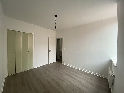 APPARTEMENT T2 A LOUER - SAVIGNEUX - 41.38 m2 - 450 € charges comprises par mois