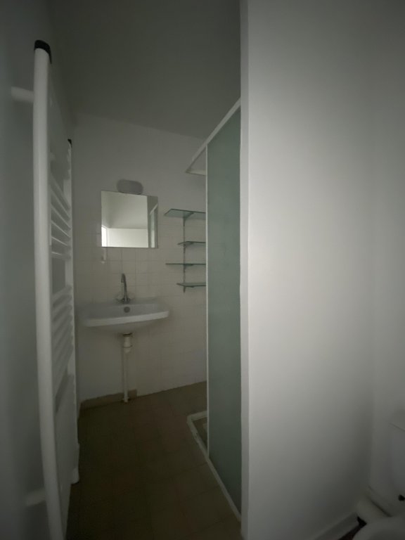 APPARTEMENT T2 A LOUER - SAVIGNEUX - 41.38 m2 - 450 &euro; charges comprises par mois