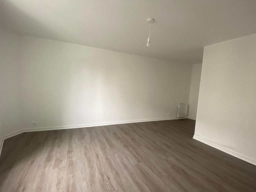 APPARTEMENT T2 A LOUER - SAVIGNEUX - 41.38 m2 - 450 &euro; charges comprises par mois