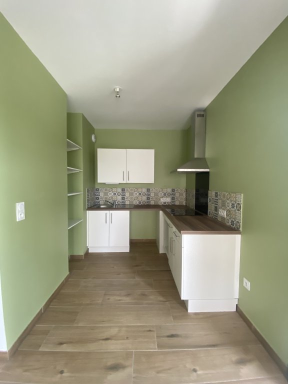 APPARTEMENT T2 A LOUER - SAVIGNEUX - 51.62 m2 - 698 &euro; charges comprises par mois