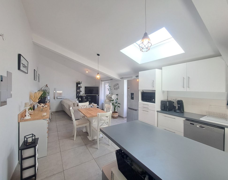 APPARTEMENT T2 A LOUER - VIRICELLES - 47.65 m2 - 555 &euro; charges comprises par mois